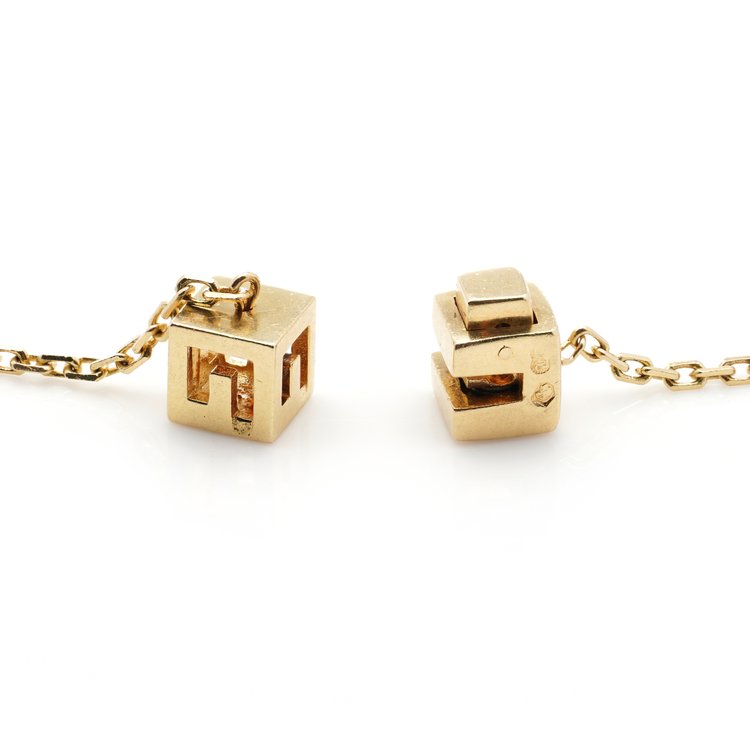 Gucci 18ct Yellow Gold G Logo Cube Long Chain Necklace with Adjustable Clasp