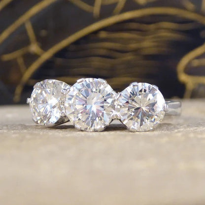 Vintage Brilliant Cut Diamond Trilogy Engagement Ring in 18ct White Gold, 3.20 carats