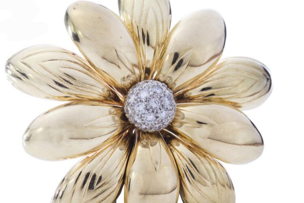 Vintage 1ct Diamond and 18ct Yellow Gold Flower Brooch Pendant; 18ct floral brooch come pendant set with brilliant cut diamonds, London 1995
