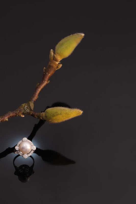 Art Deco Pearl And Old Cut Diamond Ring In Platinum