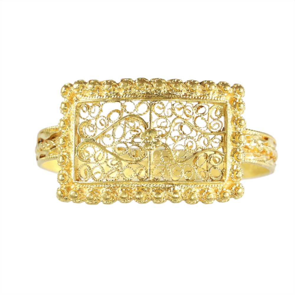 Antique 18 Carat Yellow Gold Ring With Granulation And Filigree