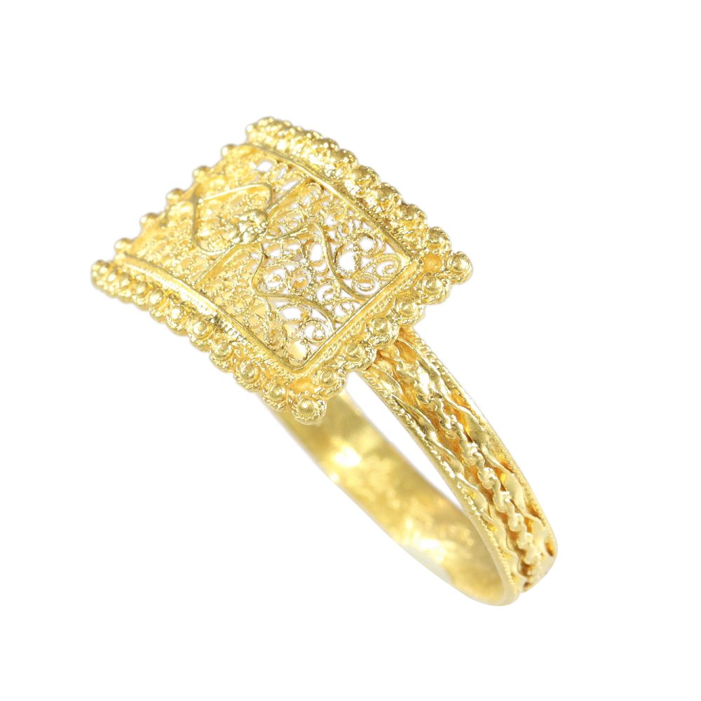 Antique 18 Carat Yellow Gold Ring With Granulation And Filigree