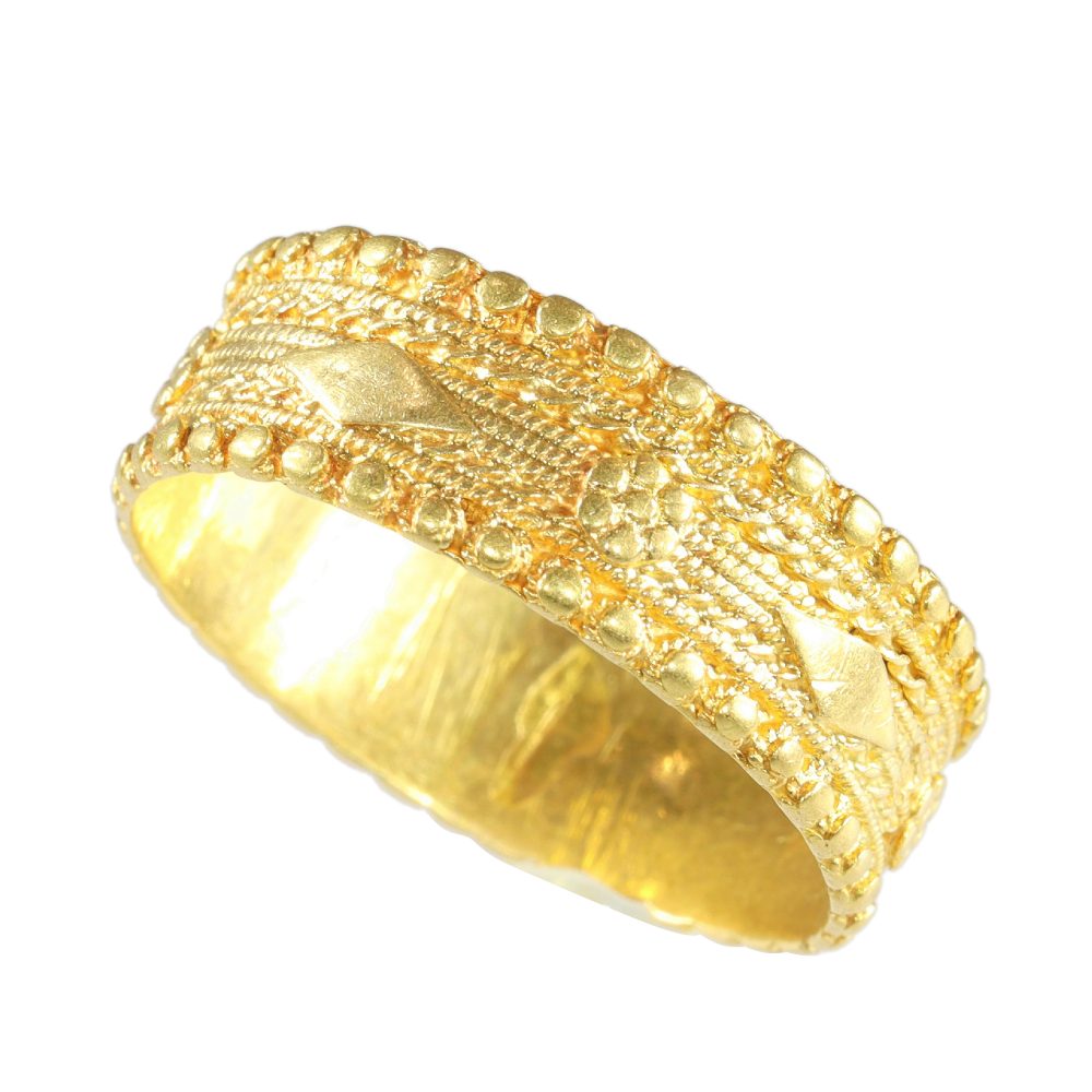 Antique Baroque Wedding Band In 18 Carat Yellow Gold