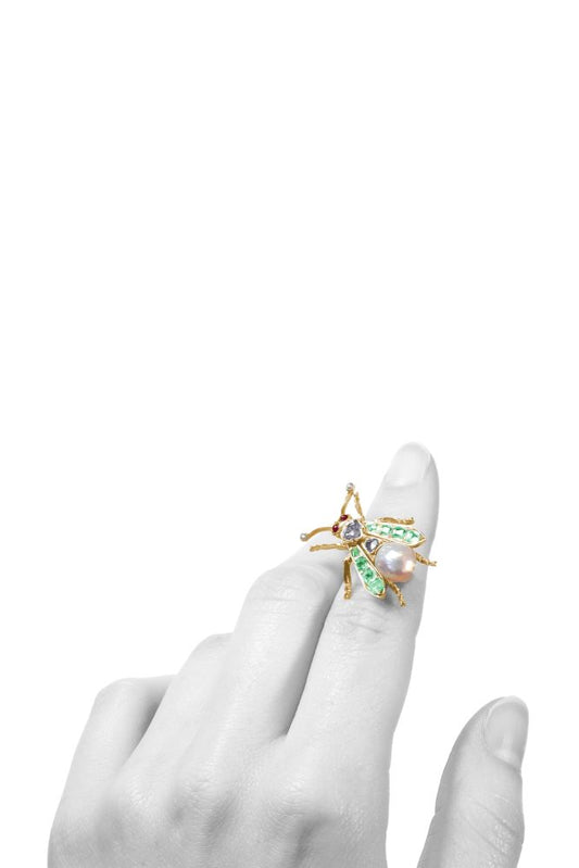 Antique Victorian Fly Brooch in 14ct Yellow Gold