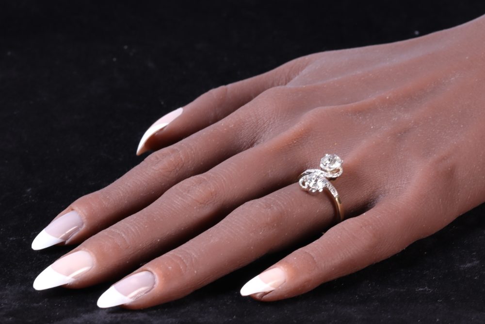 Antique Belle Epoque Toi et Moi Old Cut Diamond Ring In Yellow Gold and Platinum