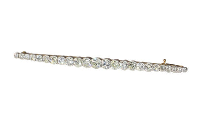 Art Deco Bar Brooch In Yellow Gold And Platinum With Old Cut Diamonds