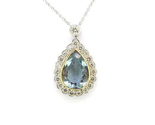 Aquamarine and Diamond Pendant, 5.32 carat total, 18ct Gold