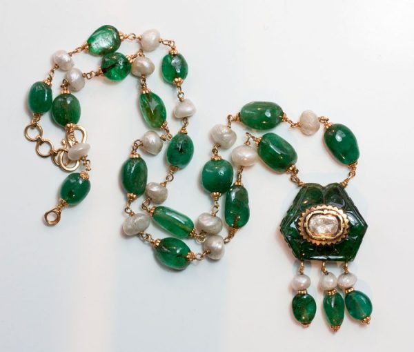 Antique Victorian Emerald, Diamond and 20ct Gold Necklace; emerald beads, pearls, Kundan set diamond in carved floral emerald pendant, India