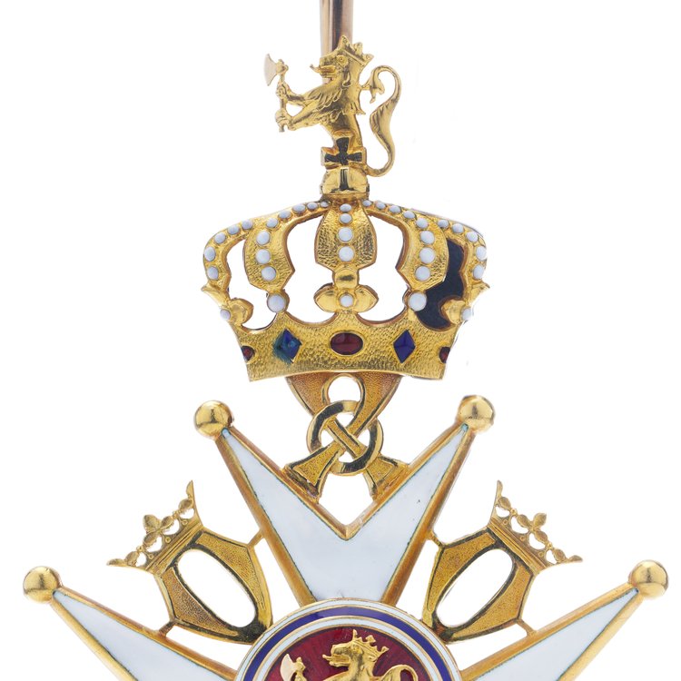 Antique Gold and Enamel Royal Norwegian Order of Olav white enamel Maltese cross with crown