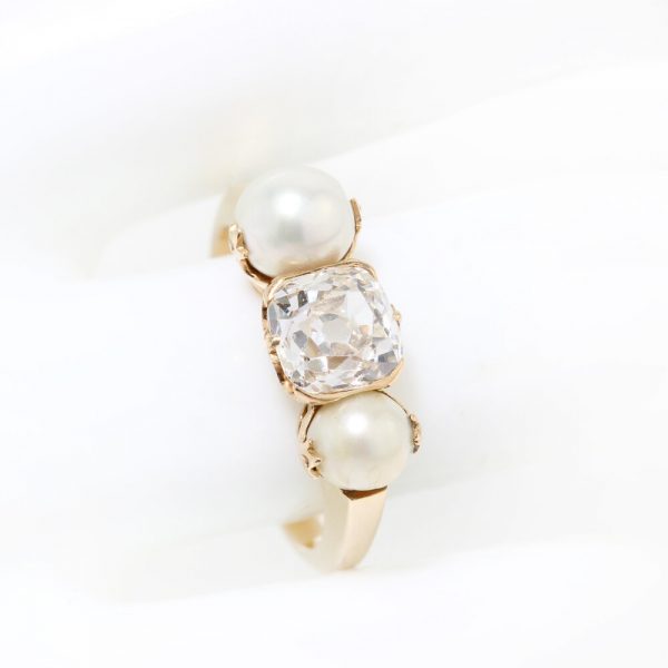Antique Victorian Old Cushion Cut Diamond and Natural Pearl Three Stone Ring in 15ct Gold, 19th century Circa 1890s