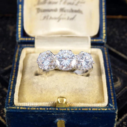 Vintage Brilliant Cut Diamond Trilogy Engagement Ring in 18ct White Gold, 3.20 carat total