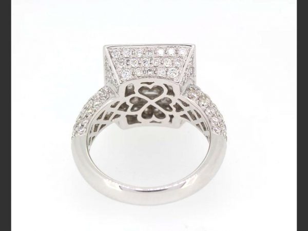 Art Deco Style Diamond Cluster Ring, totaling 3.14 carats