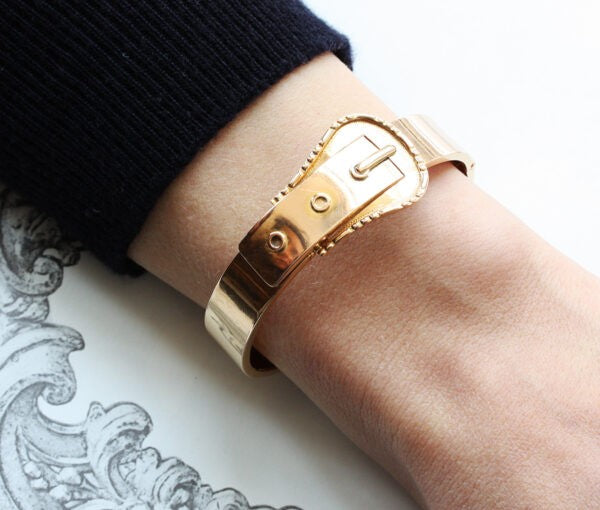 Antique Victorian 18ct Gold Buckle Bracelet; French 19th century gold bracelet with a buckle design, crafted from 18ct yellow gold