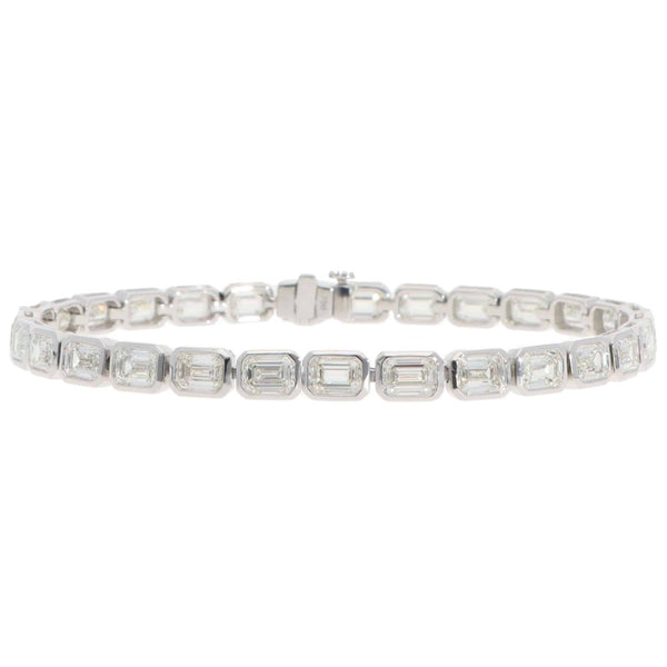 Contemporary Diamond Tennis Bracelet In 18 Carat White Gold