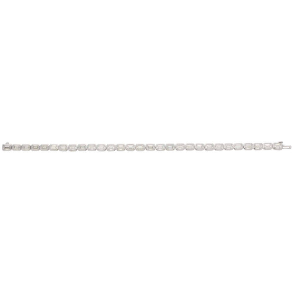 Contemporary Diamond Tennis Bracelet In 18 Carat White Gold