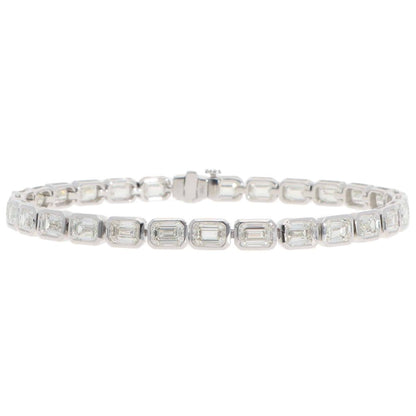 Contemporary Diamond Tennis Bracelet In 18 Carat White Gold