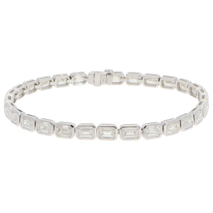 Contemporary Diamond Tennis Bracelet In 18 Carat White Gold