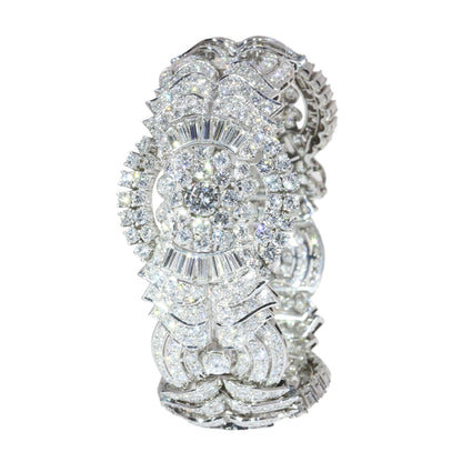 A fine diamond geometric bracelet in platinum