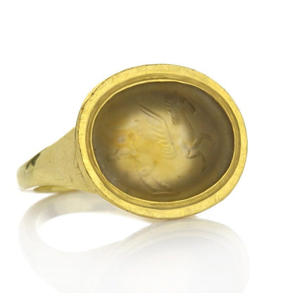 Ancient Roman Agate Intaglio of Pegasus in Vintage Gold Ring, Circa 200 BC Ancient Roman agate intaglio of Pegasus in vintage 1980s 18ct yellow gold ring