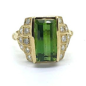 Green Tourmaline and Diamond Dress Ring in 18ct Yellow Gold