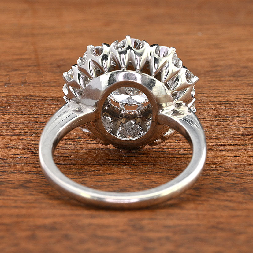 Late Art Deco Certified D VS 1.35ct Diamond Daisy Cluster Engagement Ring in Platinum, 3.19 carat total