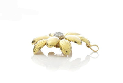 Vintage 1ct Diamond and 18ct Yellow Gold Flower Brooch Pendant; 18ct floral brooch come pendant set with brilliant cut diamonds, London 1995
