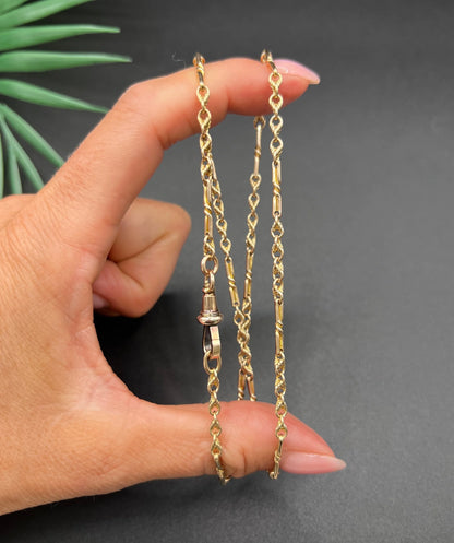 Antique 9 Carat Gold Fancy Figure of Eight and Knot Link Chain Necklace