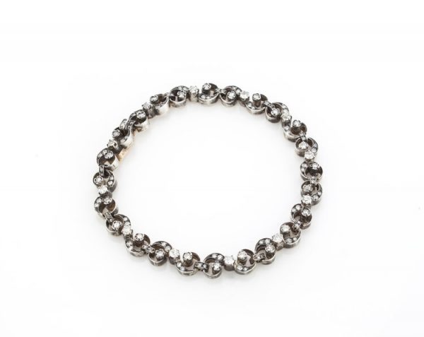 Antique Victorian French 2.72ct Old Cut Diamond Bracelet; comprising 'S' shaped links set with old-cut diamonds, in 18ct gold and silver, Circa 1850s