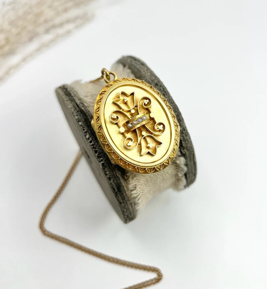 Victorian Fancy Locket With Seed Pearls In 15 Carat Yellow Gold