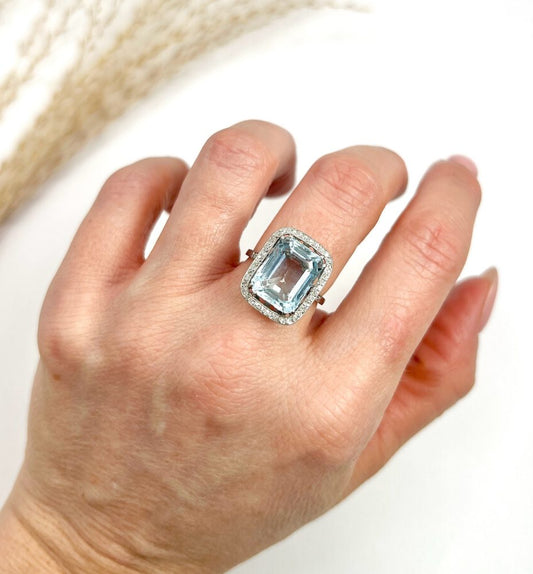 Vintage 10 Carat Aquamarine And Diamond Halo Ring In Platinum