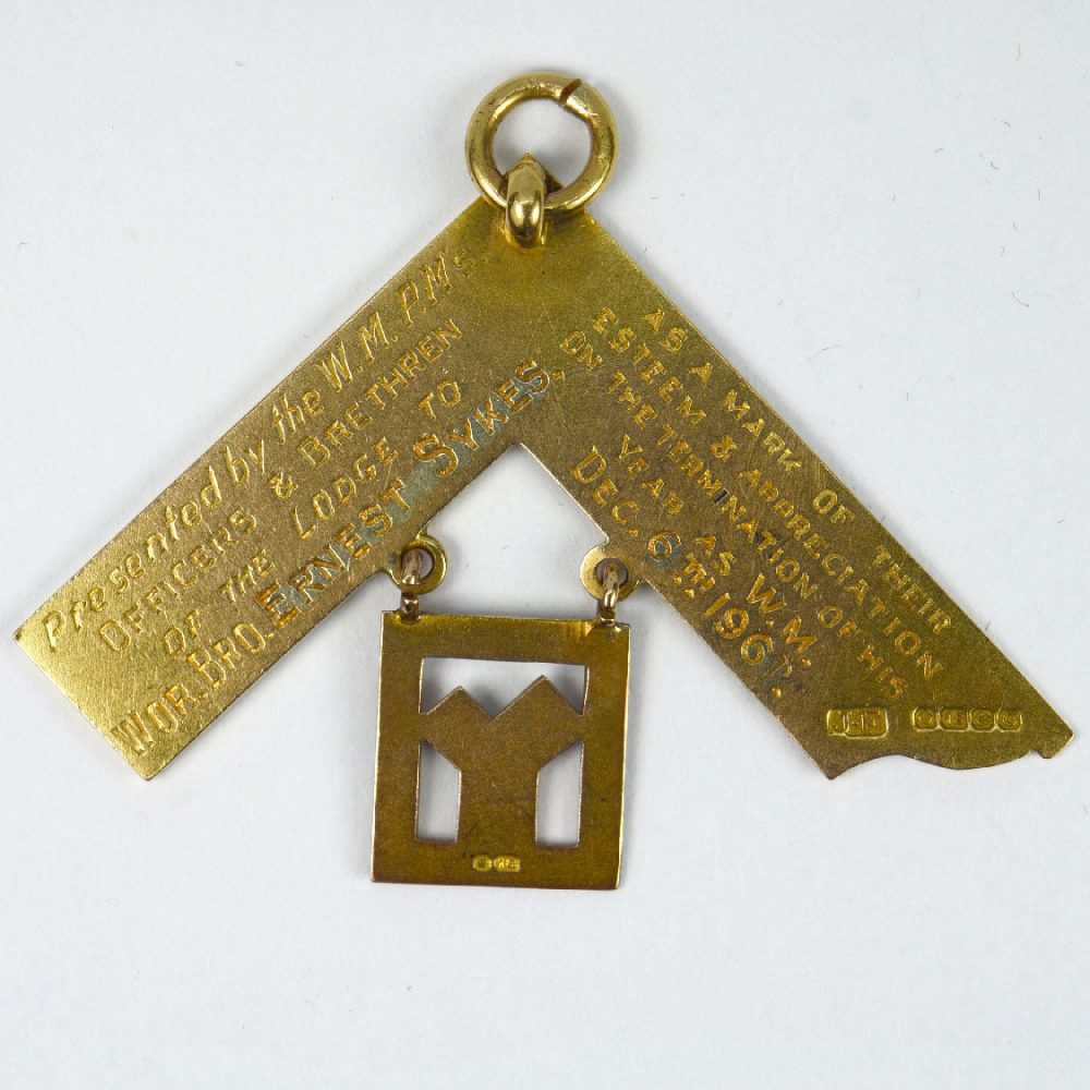 18ct Yellow Gold Masonic Charm Pendant