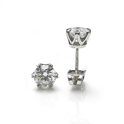 Diamond ear studs