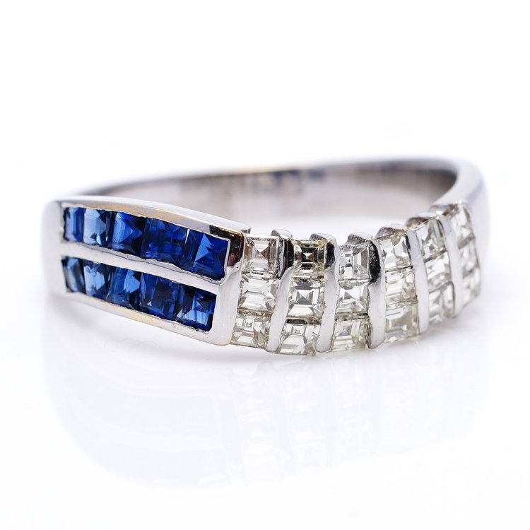 Vintage Princess Cut Diamond and Sapphire Ring in 18ct White gold