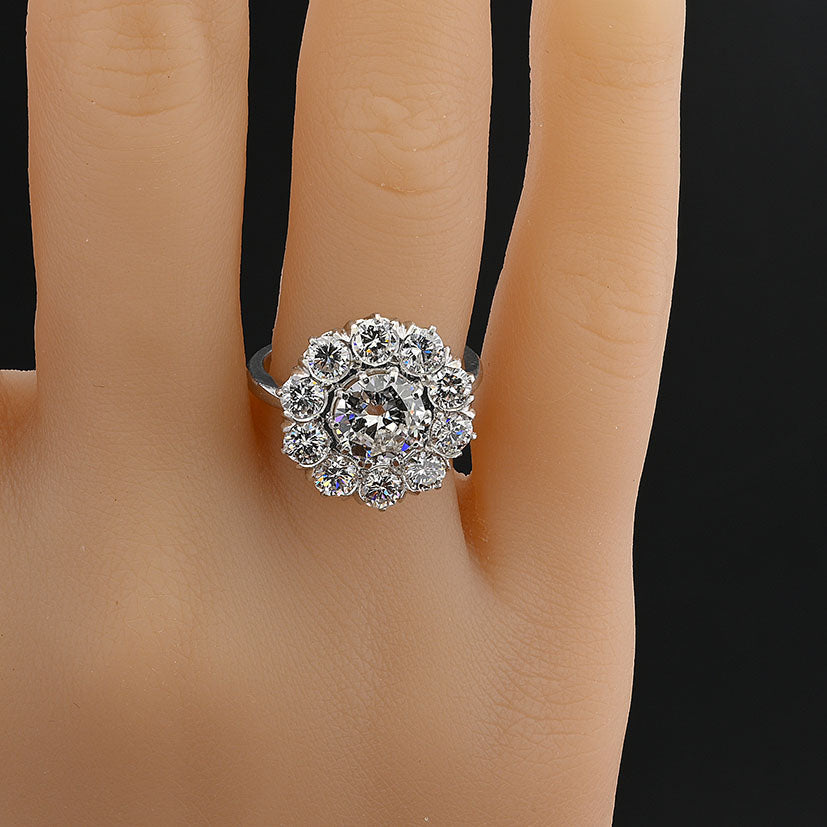Late Art Deco Certified D VS 1.35ct Diamond Daisy Cluster Engagement Ring in Platinum, 3.19 carat total