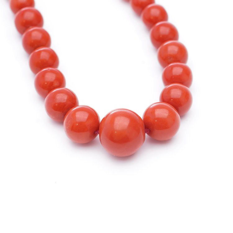 Antique Late Victorian Natural Coral Bead Necklace
