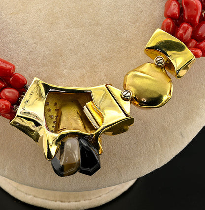 Misani Milano Natural Red Sardinia Coral Necklace with 18ct yellow gold clasp set with diamonds, mabe pearl, black onyx and rock crystal, Circa 1980