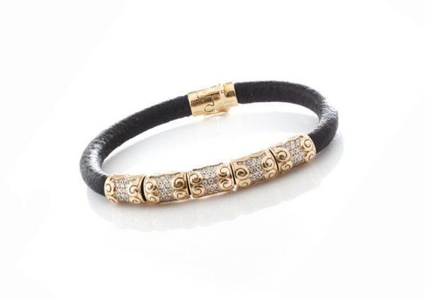 Saisei Japanese 3.75ct Diamond and 18ct Yellow Gold Set Leather Bracelet; Made by Saisei in Japan, Circa 2000s