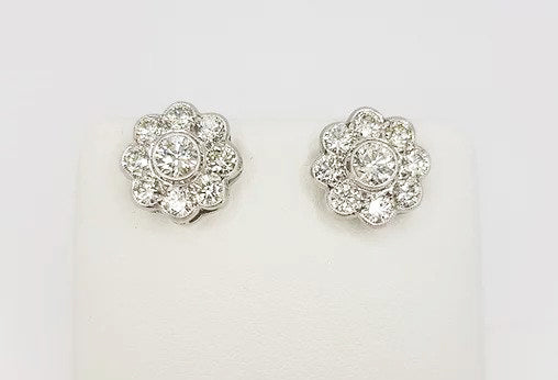 2.55ct Diamond Daisy Flower Cluster Stud Earrings; floral stud earrings set with round brilliant-cut diamonds, Mounted in 18ct white gold