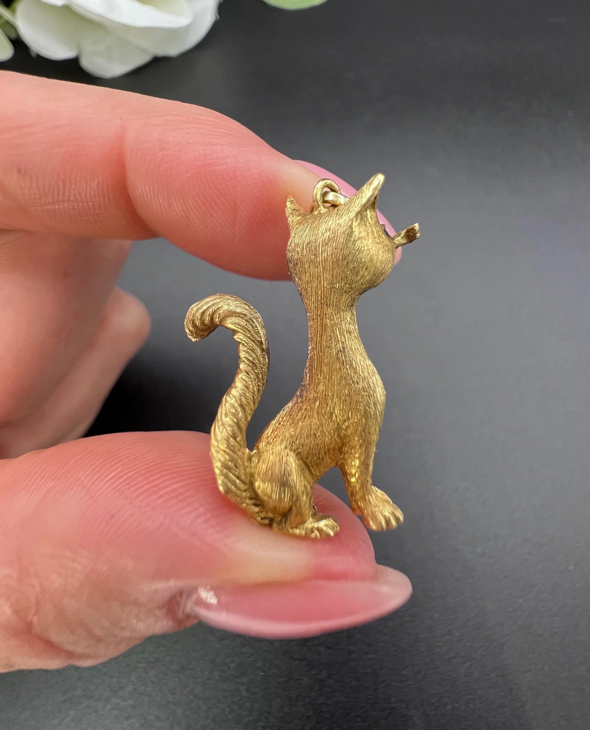 Antique 18 ct Yellow Gold, Edwardian Cat Pendant