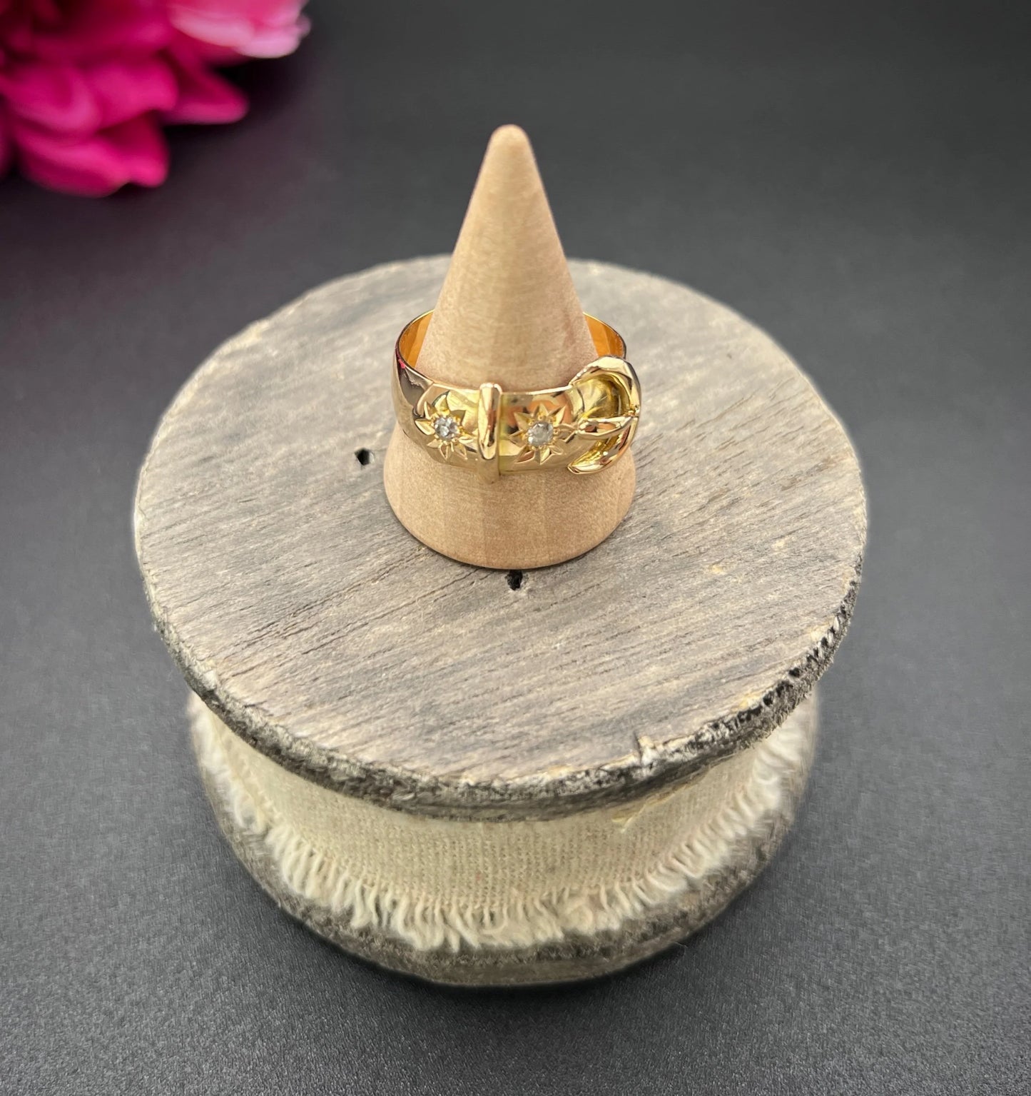 Antique 18ct Yellow Gold, Star Set Diamond Buckle/Belt Ring, Hallmarked Birmingham 1919