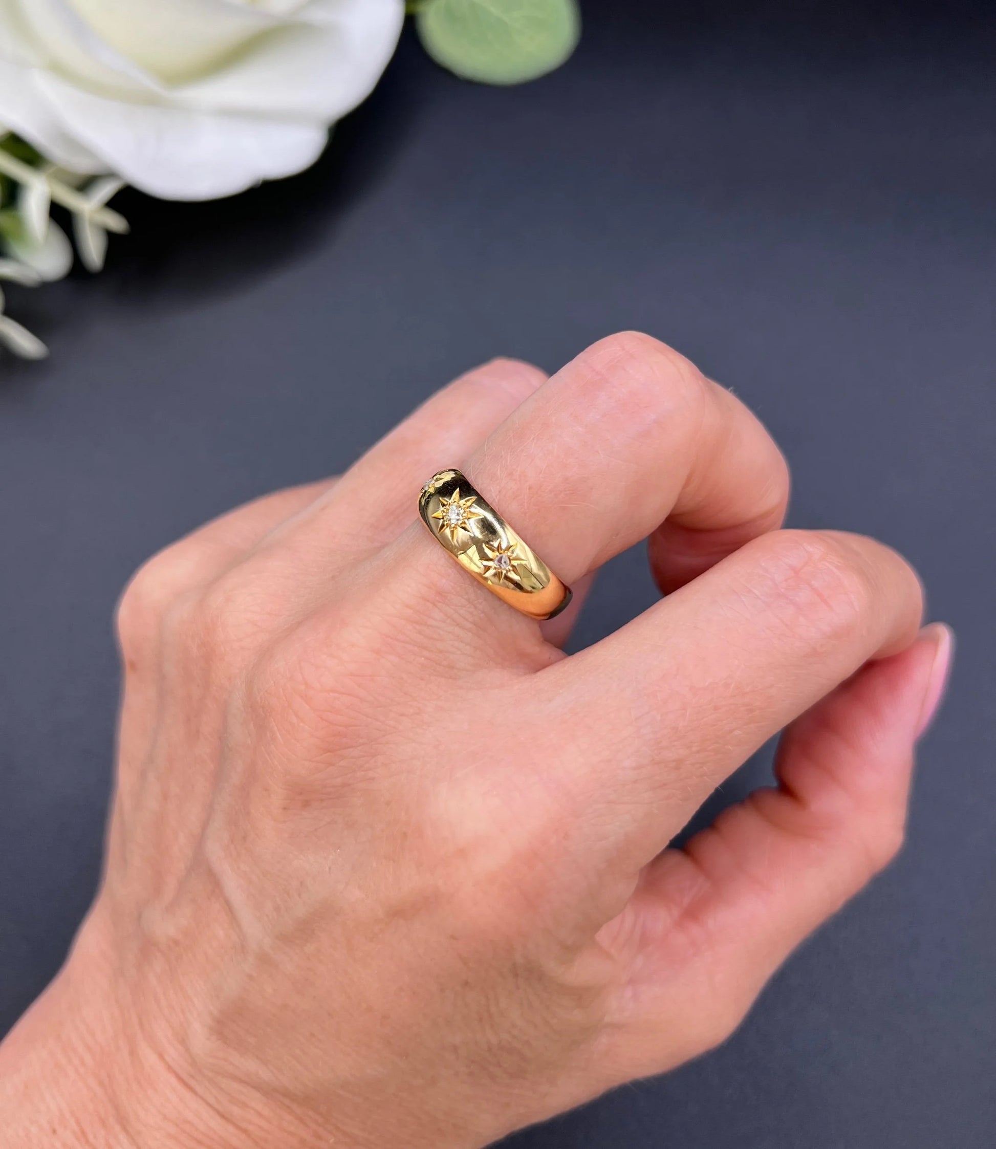 Antique 18 ct Gold, 3 Stone Diamond Gypsy Band Ring