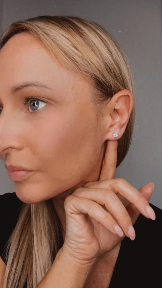 Vintage 1.02ct Diamond Solitaire Stud Earrings