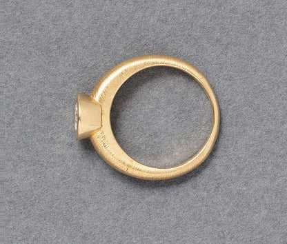 Modern 18ct Gold Solitaire Diamond Ring