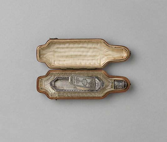 Antique Scent Bottle with Original Fitted Case; rectangular glass scent bottle with silver mount and hinged compartment, English, 18th century