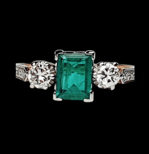 Vintage 1940s Emerald and Diamond Three Stone Engagement Ring in 18ct Yellow Gold