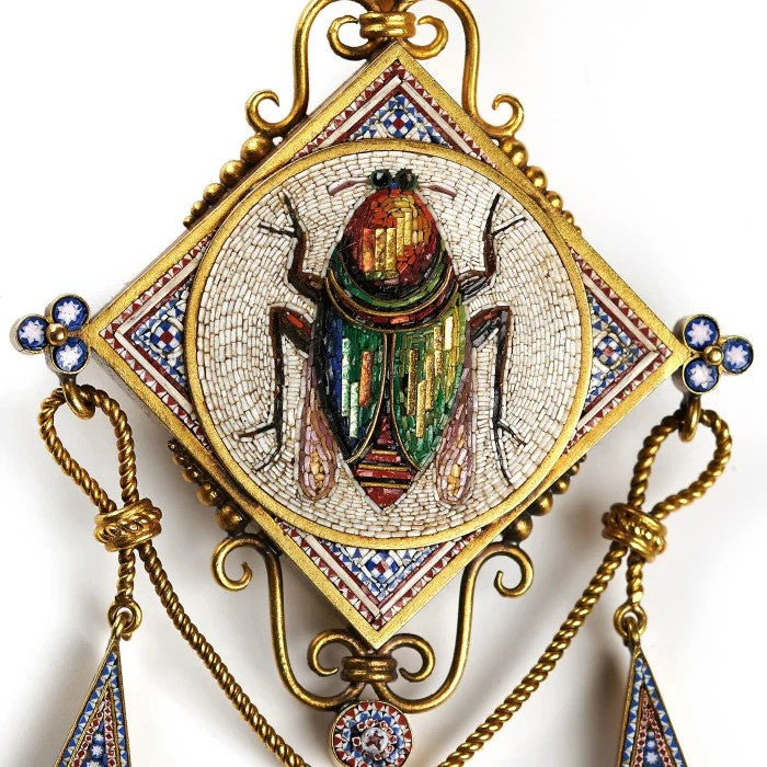 Antique Italian Micromosaic and Gold Pendant Brooch Earrings Suite, decorated with micromosaic fly beetle on blue red and white background in yellow gold with granulated Etruscan style work. Circa 1870