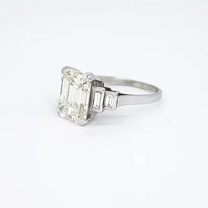 Art Deco Emerald Cut Diamond and Platinum Ring, 4 carats