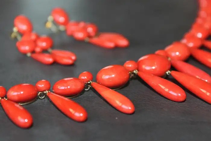 Antique Coral Fringe Necklace and Earrings Suite