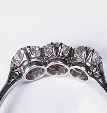 Vintage Three Stone Diamond Engagement Ring Platinum 1.50cts