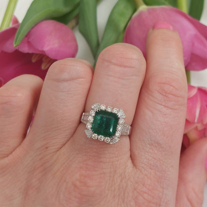 3.35ct Emerald and Diamond Cluster Dress Ring